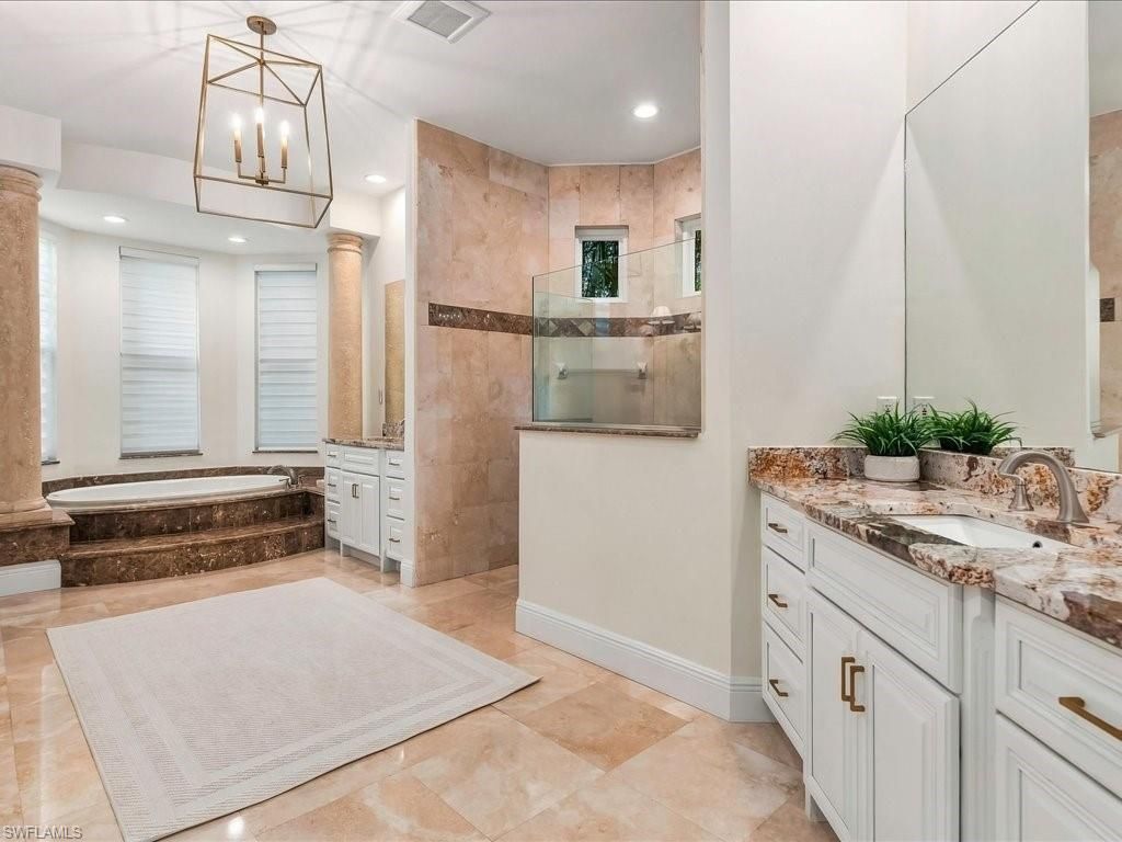 4810 Sycamore Dr , Naples, FL 34119 Photo