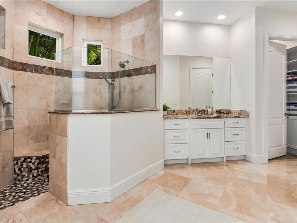 4810 Sycamore Dr , Naples, FL 34119 Photo