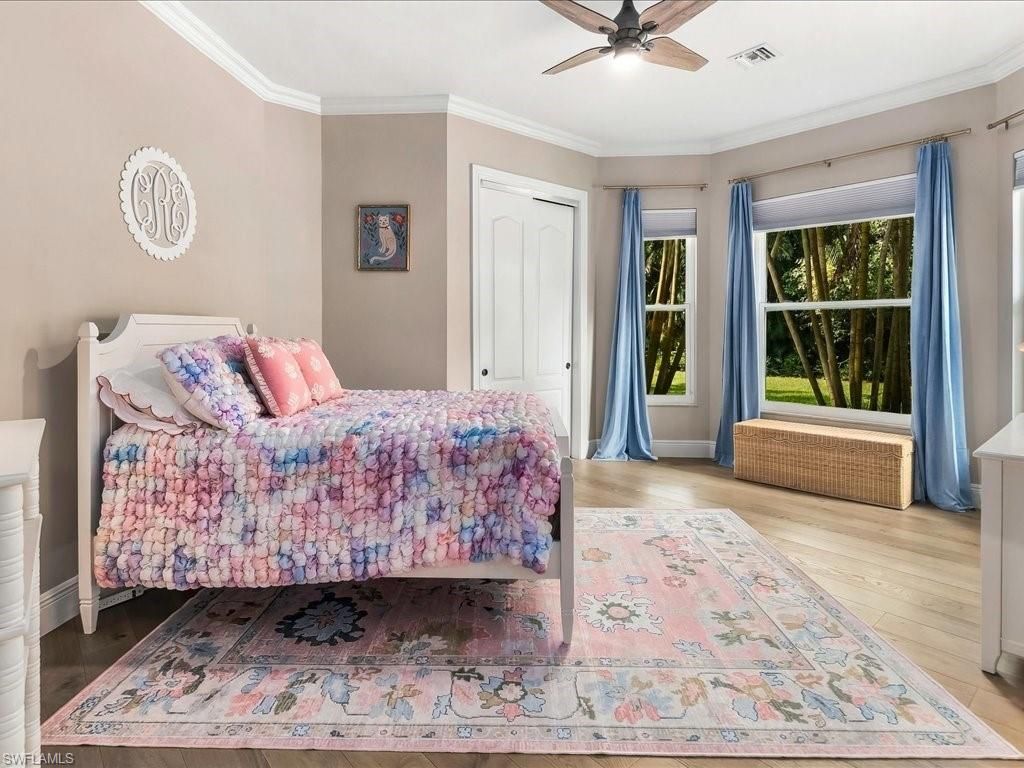 4810 Sycamore Dr , Naples, FL 34119 Photo