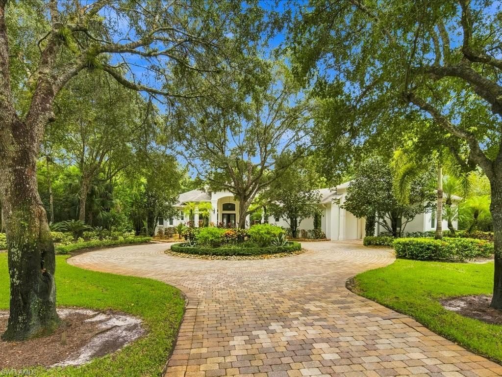 4810 Sycamore Dr , Naples, FL 34119 Photo