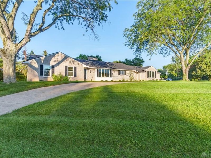 1602 Beck Dr. Drive, Sidney, OH 45365 Photo 2