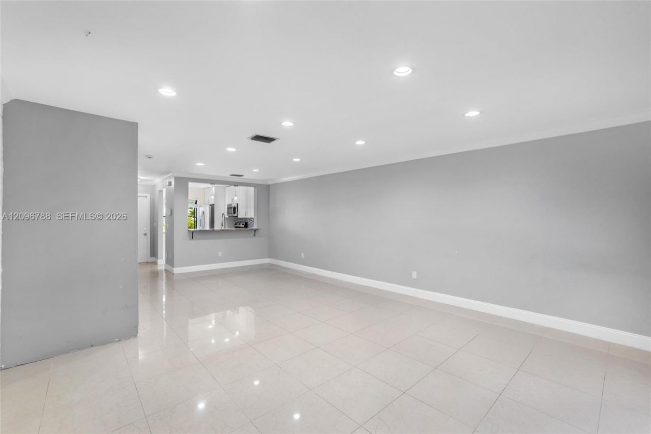 9166 SW 21st Ct , Unit E, Boca Raton, FL 33428 Photo