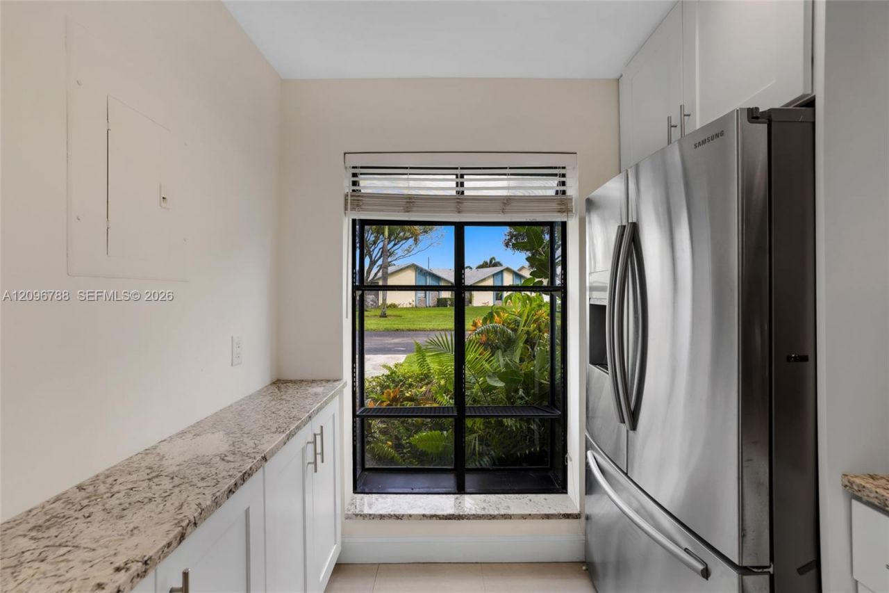 9166 SW 21st Ct , Unit E, Boca Raton, FL 33428 Photo