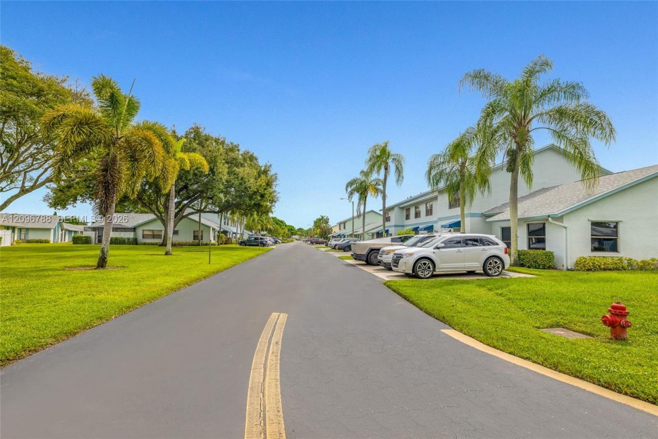 9166 SW 21st Ct , Unit E, Boca Raton, FL 33428 Photo