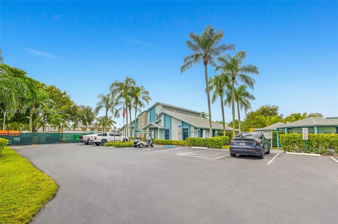 9166 SW 21st Ct , Unit E, Boca Raton, FL 33428 Photo