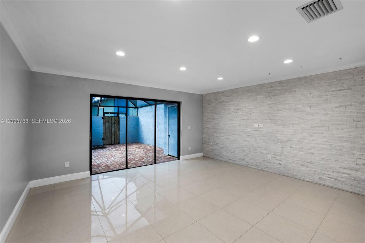 9166 SW 21st Ct , Unit E, Boca Raton, FL 33428 Photo