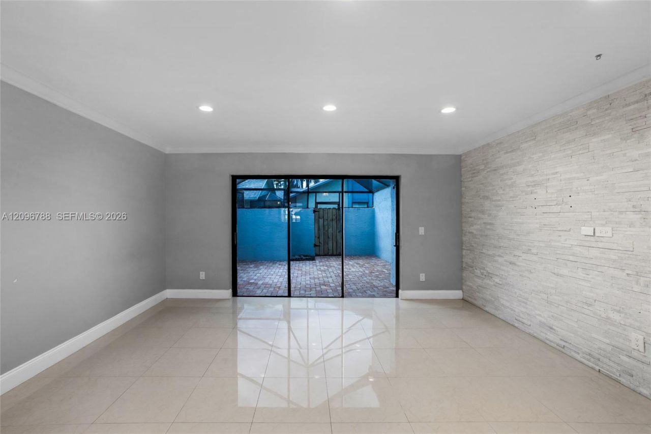 9166 SW 21st Ct , Unit E, Boca Raton, FL 33428 Photo