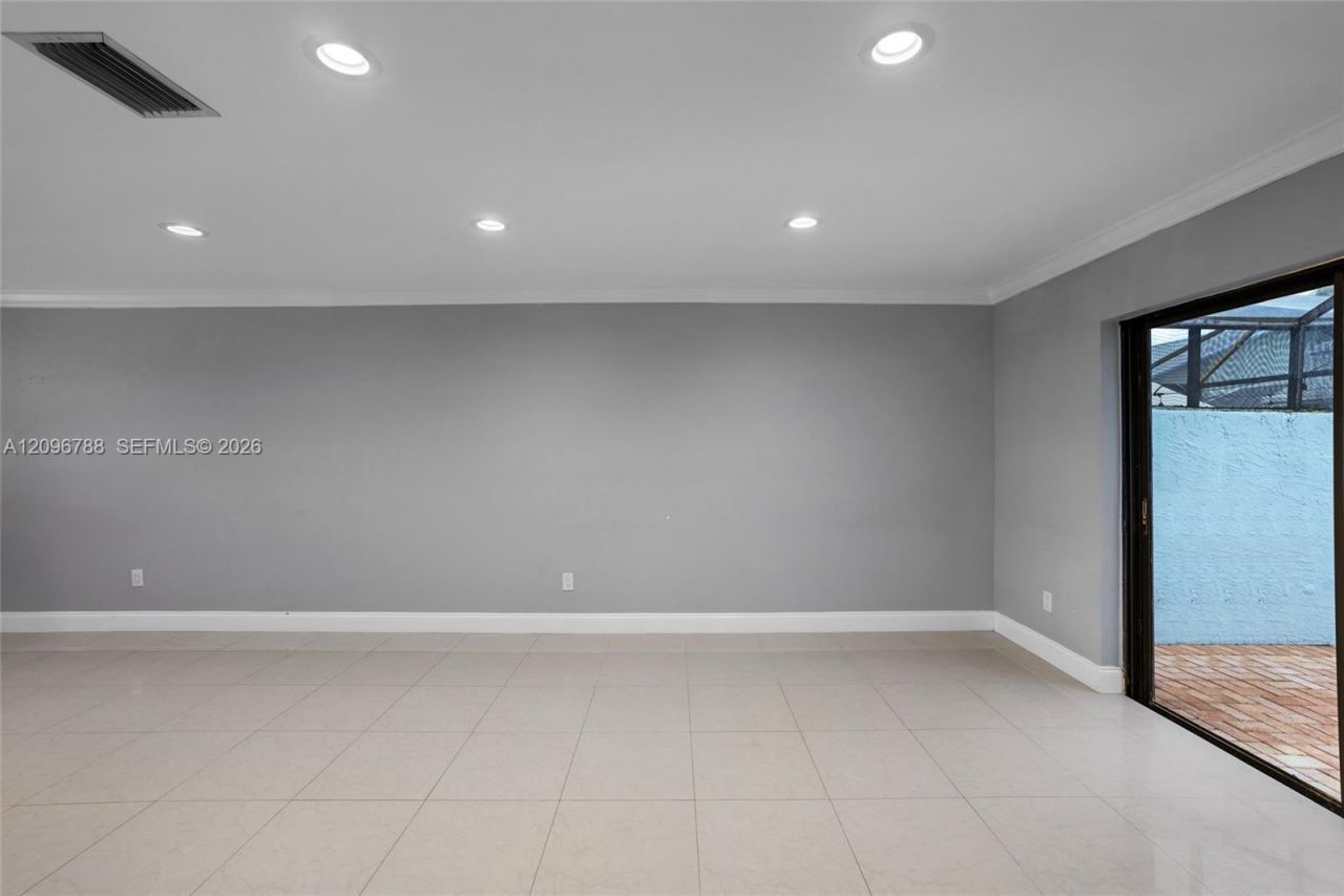9166 SW 21st Ct , Unit E, Boca Raton, FL 33428 Photo