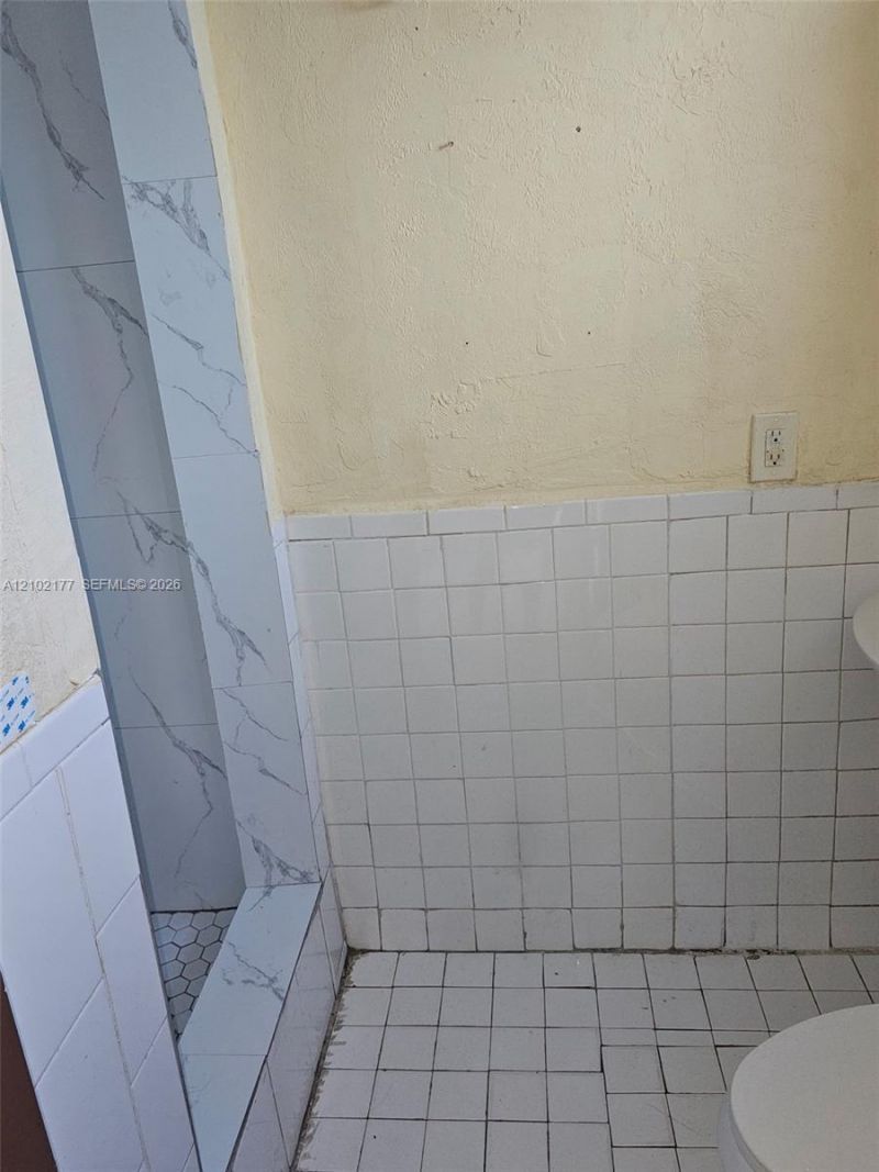 3640 NW 39th St, Lauderdale Lakes, FL 33309 Photo