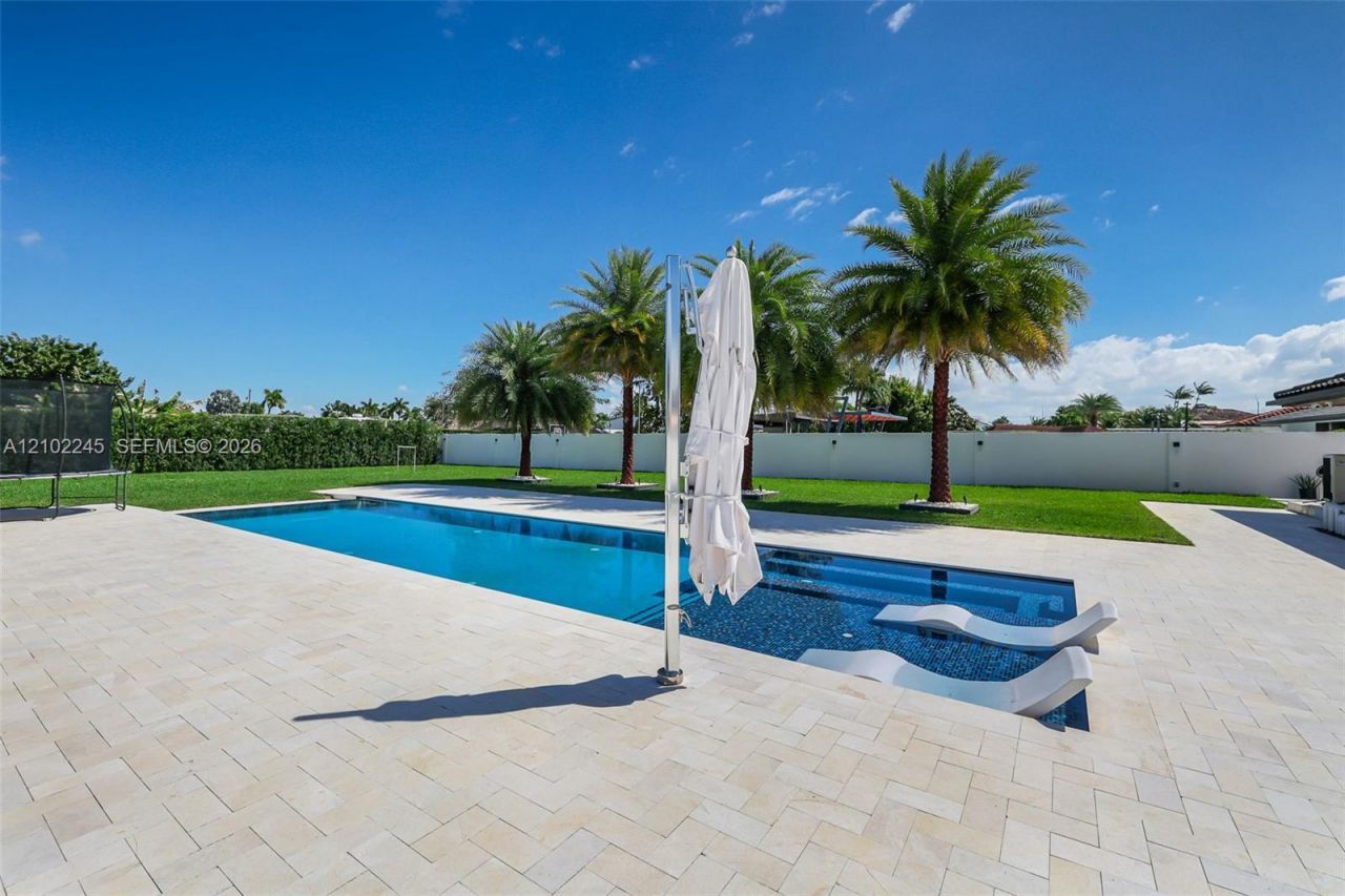 13801 SW 34th St , Miami, FL 33175 Photo