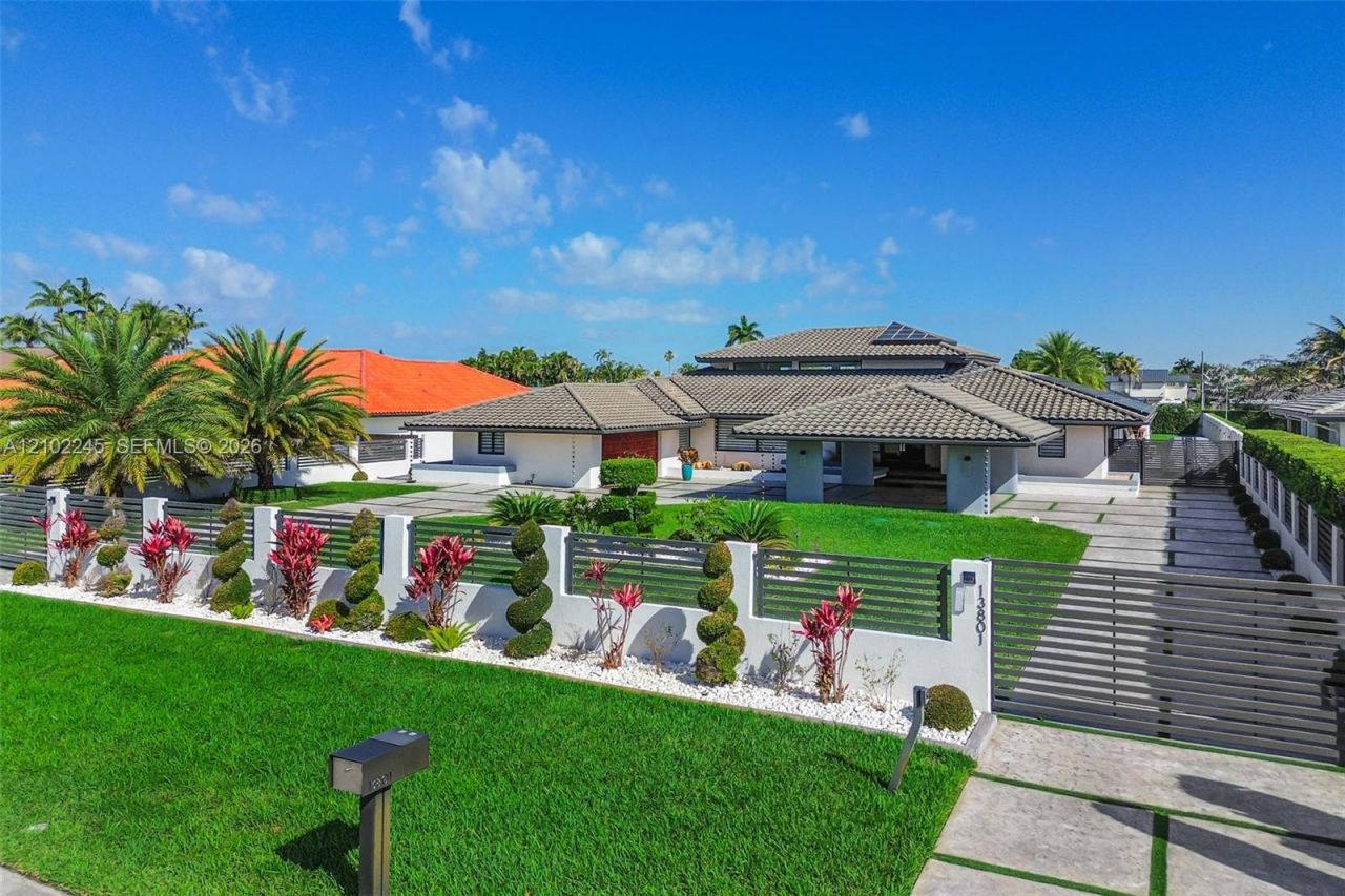 13801 SW 34th St , Miami, FL 33175 Photo