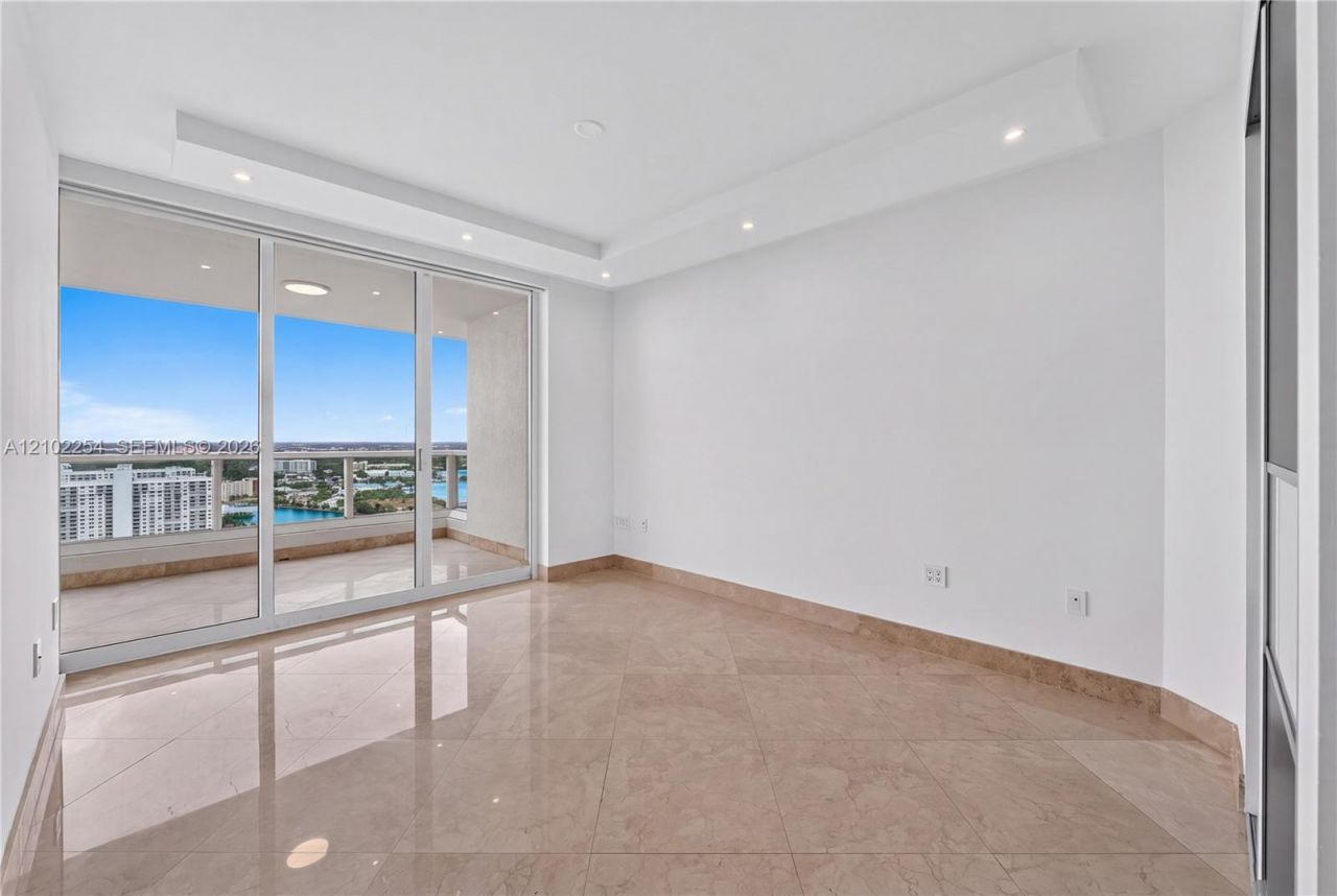 3201 NE 183rd St , Unit 3106, Aventura, FL 33160 Photo