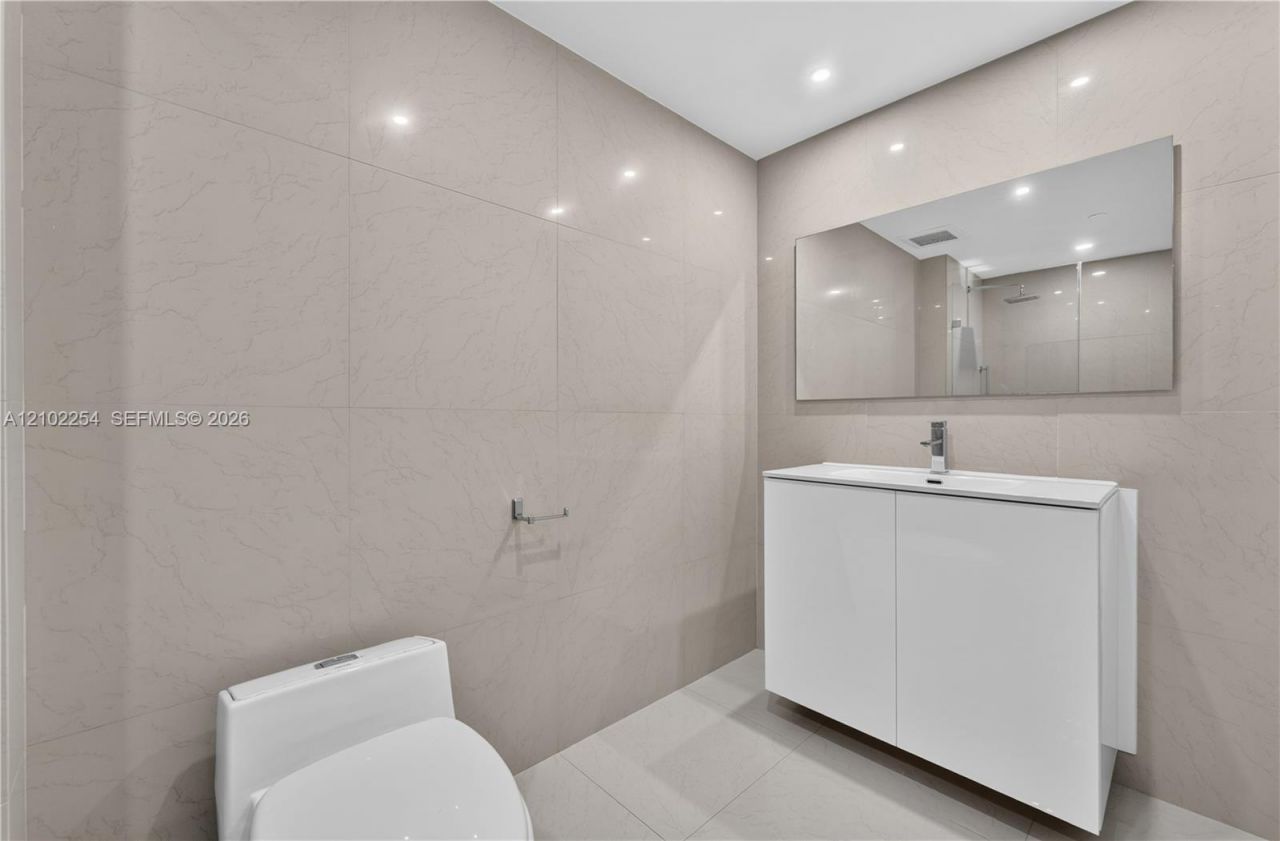 3201 NE 183rd St , Unit 3106, Aventura, FL 33160 Photo