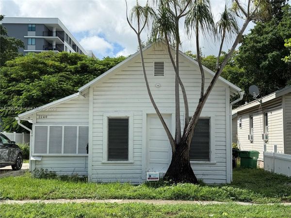 2246 Polk St , Hollywood, FL 33020