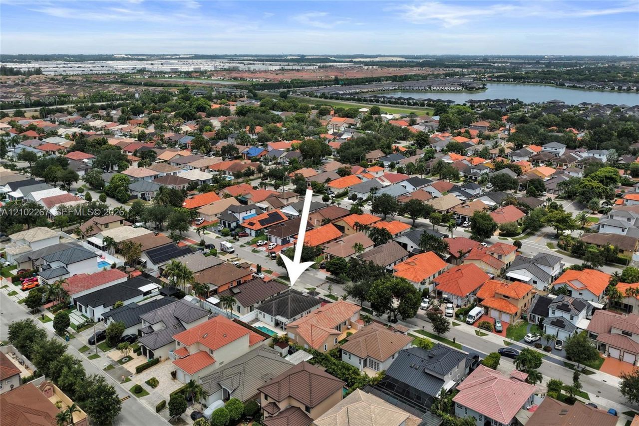 8816 NW 149th Terrace , Miami Lakes, FL 33018 Photo