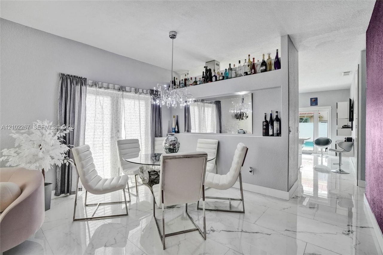 8816 NW 149th Terrace , Miami Lakes, FL 33018 Photo