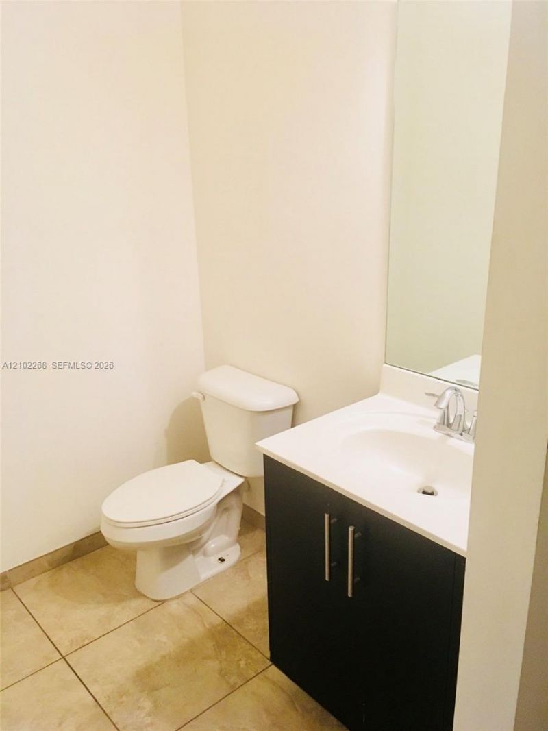 10310 NW 70th Ter , Doral, FL 33178 Photo