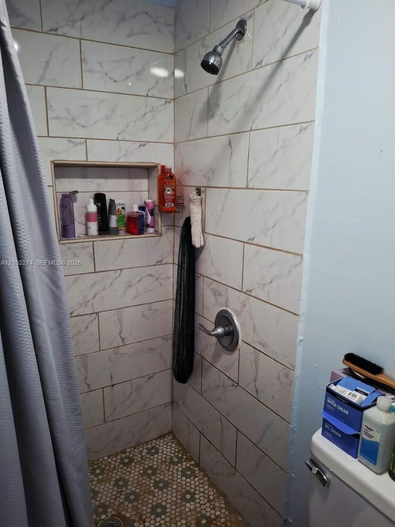 1611 N 69th Way, Hollywood, FL 33024 Photo
