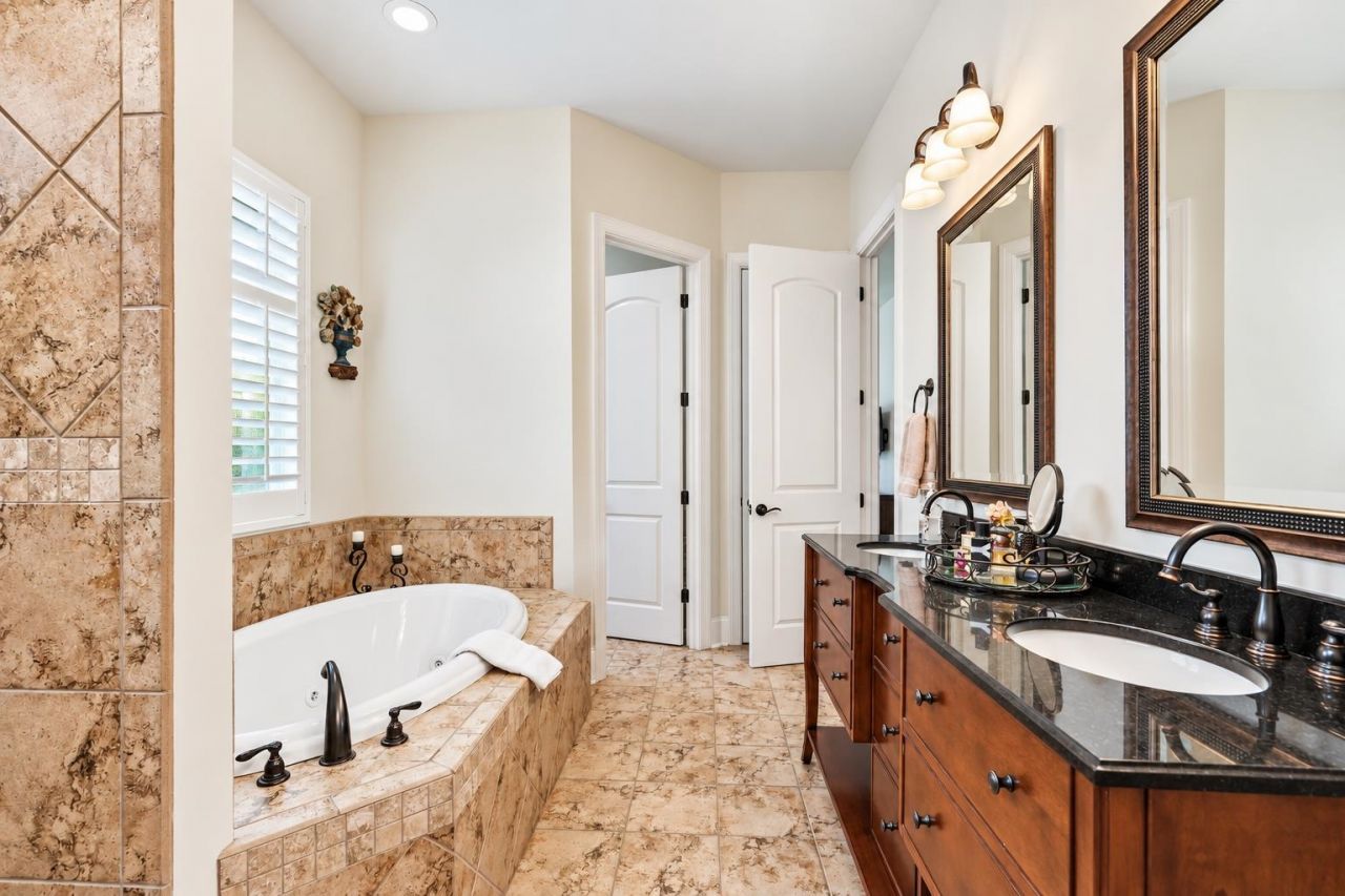 7358 Catena Ln. Photo 32
