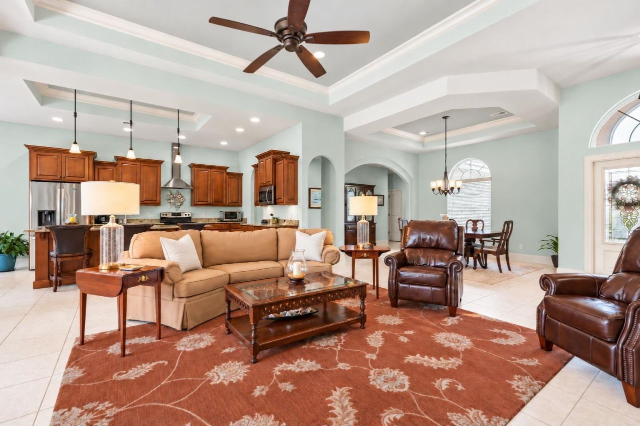 7358 Catena Ln. Photo 8