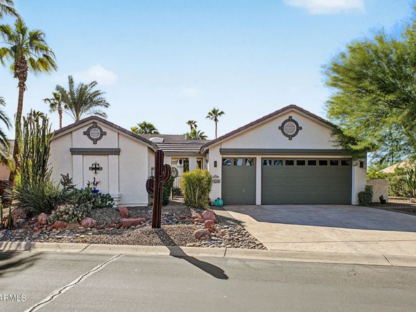 24806 S LAKEWOOD Drive, Sun Lakes, AZ 85248