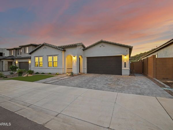 27676 N 74th Lane, Peoria, AZ 85383