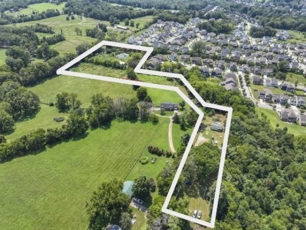 4165 Clovercroft Road , Franklin, TN 37067