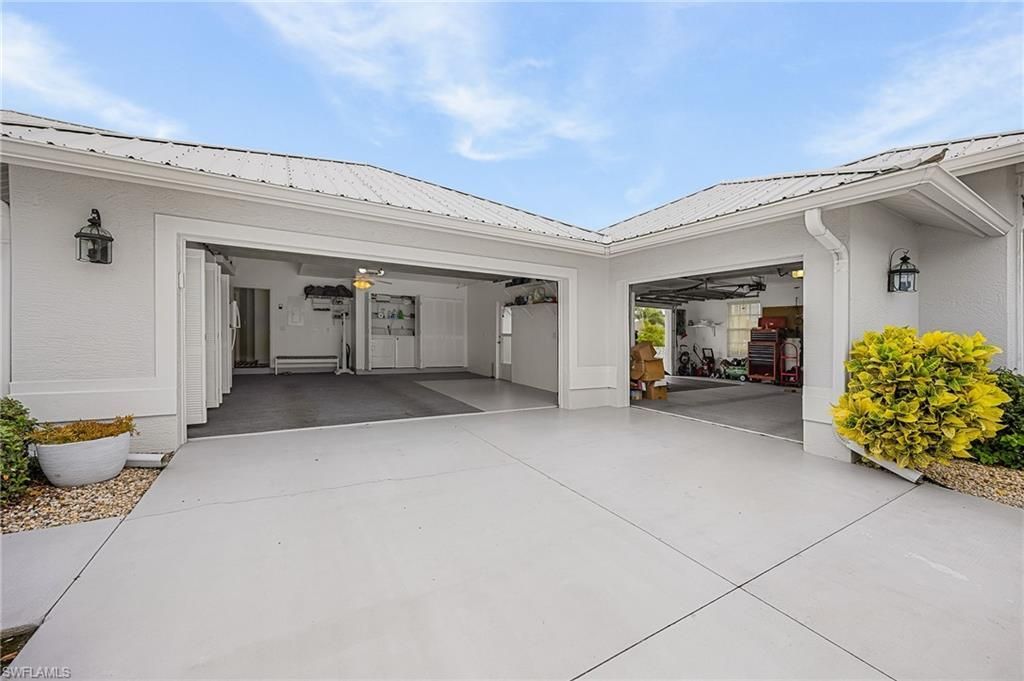11908 Prince Charles Ct, Cape Coral, FL 33991 Photo