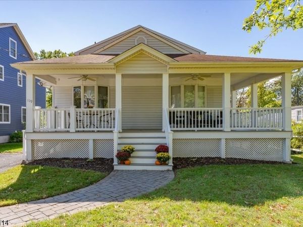 119 Hunter Ave, Fanwood, NJ 07023