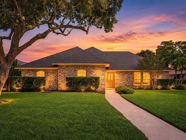907 Rush Creek Drive , Allen, TX 75002