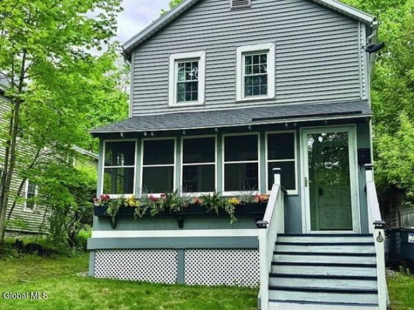247 Maple Avenue, Saratoga Springs, NY 12866