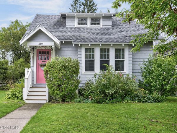 1140 Palmer Avenue, Niskayuna, NY 12309