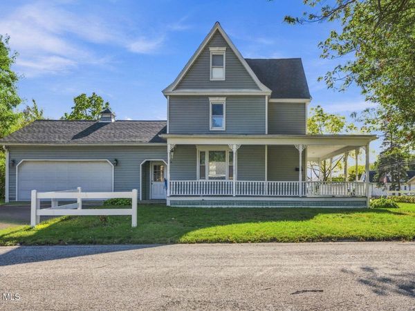 2504 Augustine Avenue, Schenectady, NY 12306