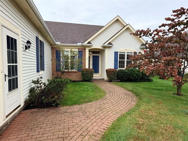 1089 S Creek Drive, Webster, NY 14580