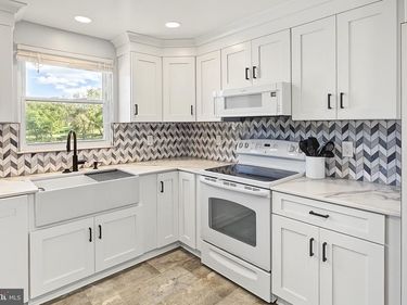 6444 LANCASTER DRIVE , WARRENTON, VA 20187