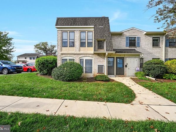 80 VALLEYBROOK ROAD, LANCASTER, PA 17601