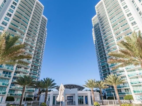 231 Riverside Drive, Unit 501, Holly Hill, FL 32117
