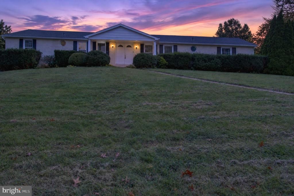 175 185 APRIL LANE , DALLASTOWN, PA 17313