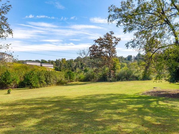 8411 Sanders Road, Ooltewah, TN 37363