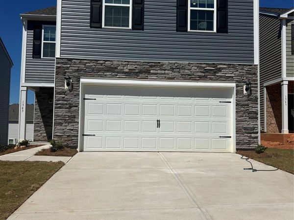 1343 37th Avenue Lane NE, Hickory, NC 28601