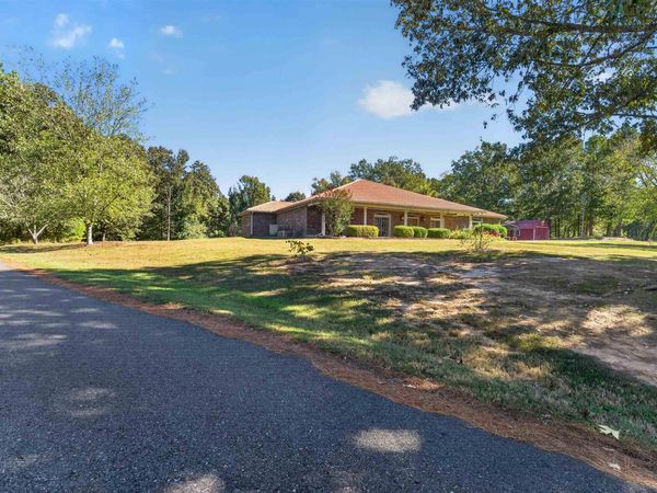1022 OLD MILITARY Road, Arkadelphia, AR 71923