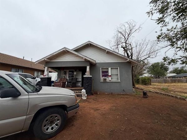 406 E 12th Street, Sweetwater, TX 79556