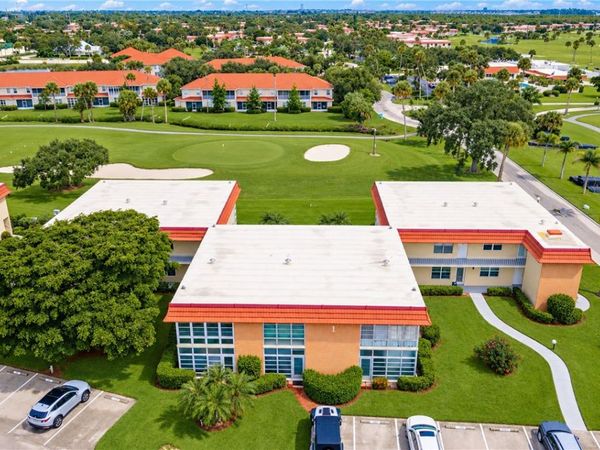 1 Vista Palm Lane , Unit 207, Vero Beach, FL 32962