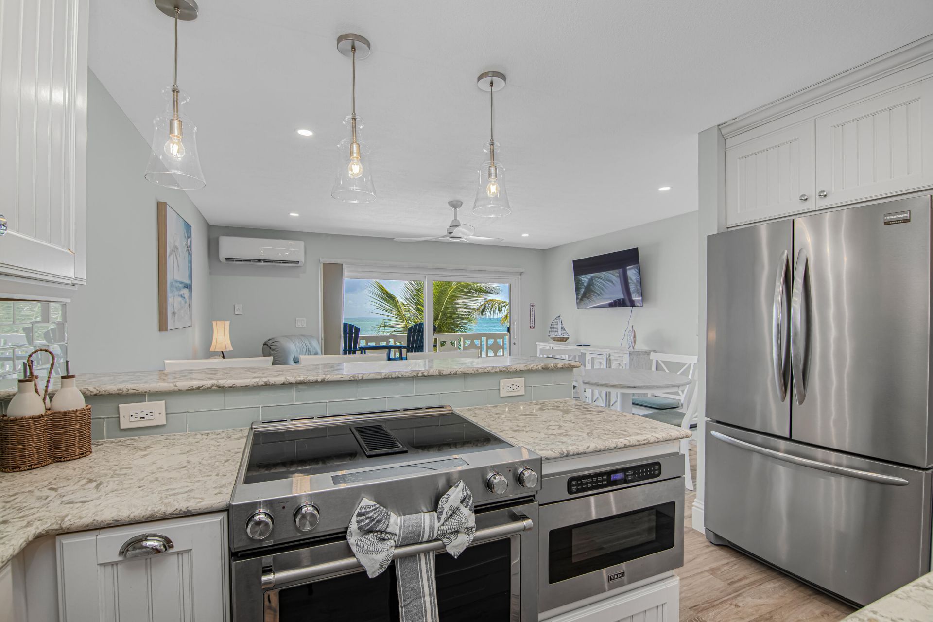 755 W Ocean Drive, Unit 7, Key Colony, FL 33051 Photo
