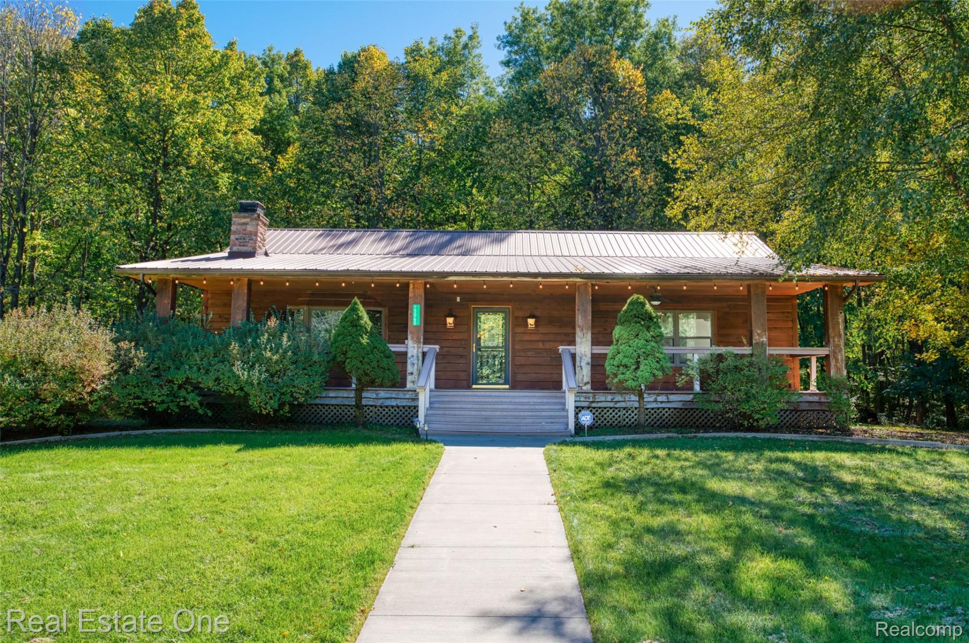 15060 Van Syckle Court, Unadilla Township, Mi 48137 Main Photo