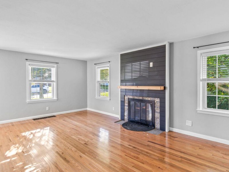 1423 Crestview Drive, Springfield, OH 45504 Photo 7