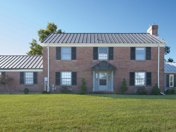 1801 Ida Red Road, Kendallville, IN 46755