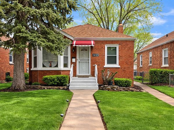 14123 S State Street , Riverdale, IL 60827