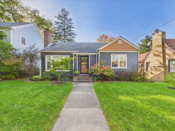 620 James Avenue , Rockford, IL 61107