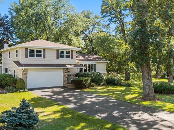 9N879 Beckman Trail , Elgin, IL 60124